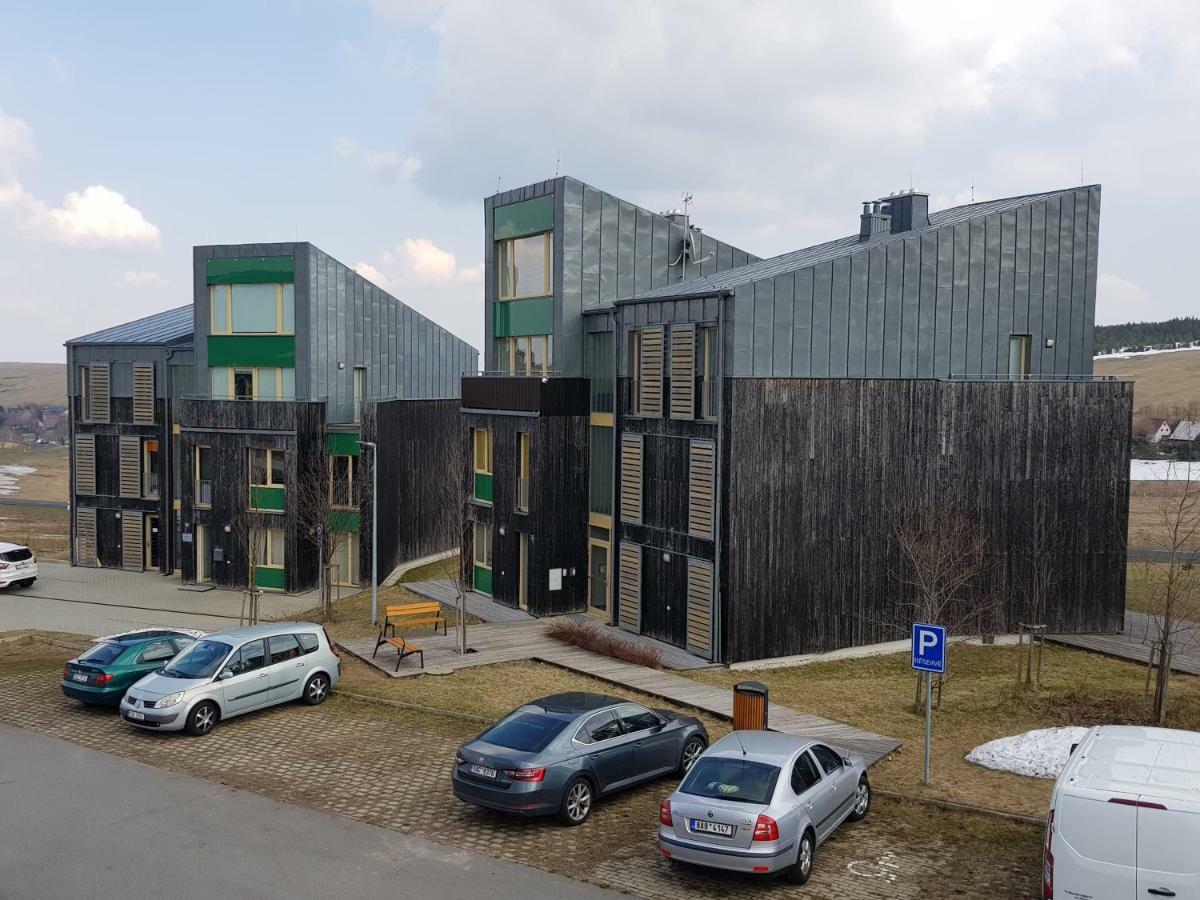 Loucna Pod Klinovcem 120/3 Daire Dış mekan fotoğraf